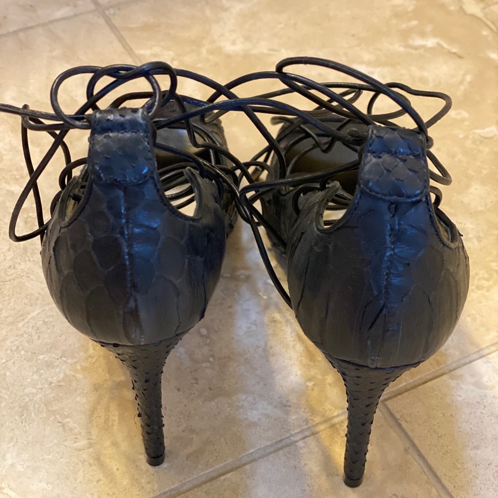 Alexandre Birman Donna Python Lace-Up High-Heel - Picture 9 of 9